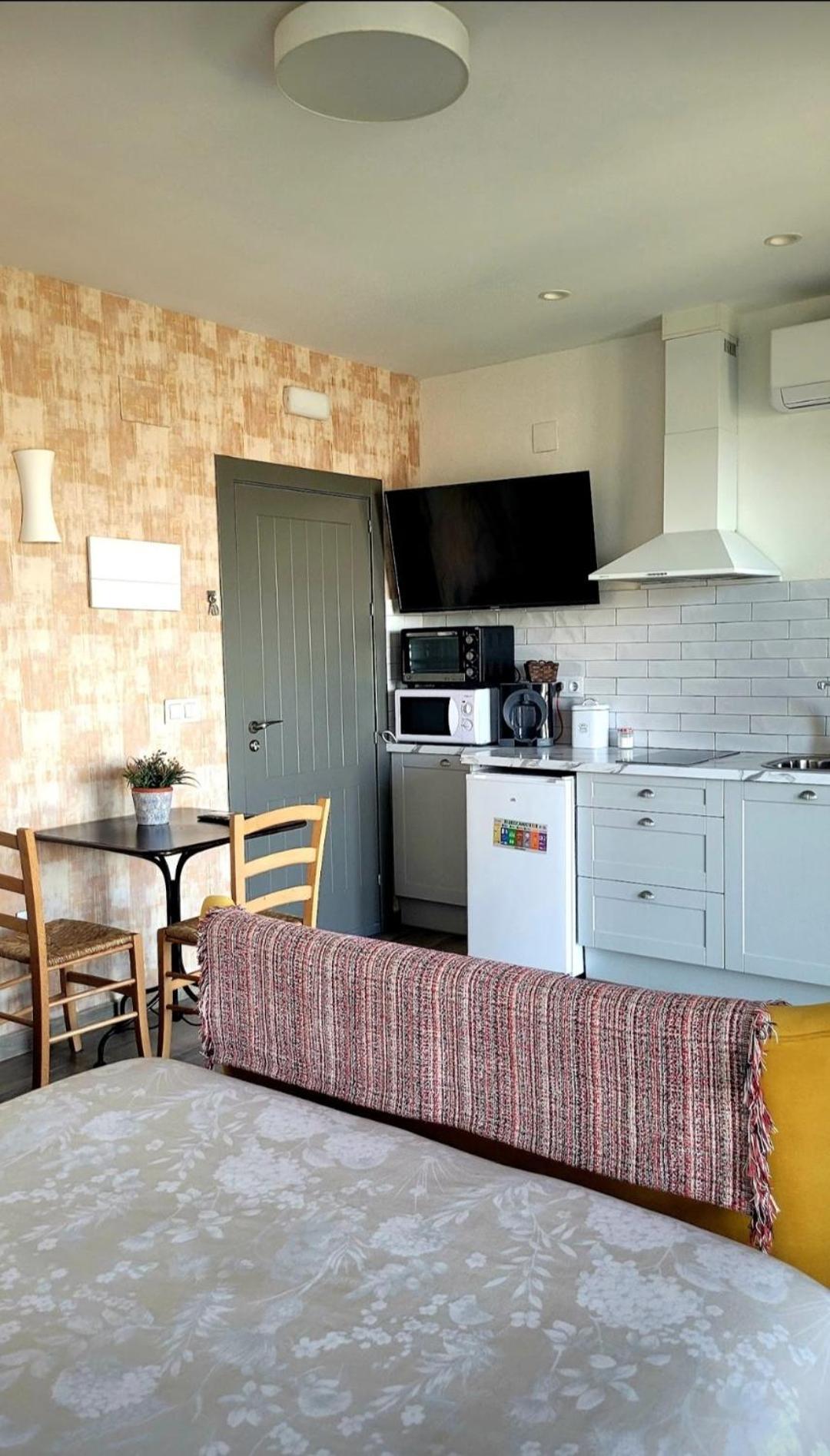 Casas Rurales Maribel - Complejo Moradas Del Cerro 2 - Suites Con Jacuzzi En Alcala Del Jucar Casas del Cerro Zimmer foto