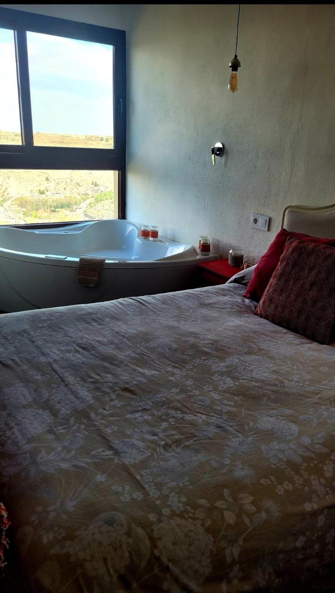 Casas Rurales Maribel - Complejo Moradas Del Cerro 2 - Suites Con Jacuzzi En Alcala Del Jucar Casas del Cerro Zimmer foto