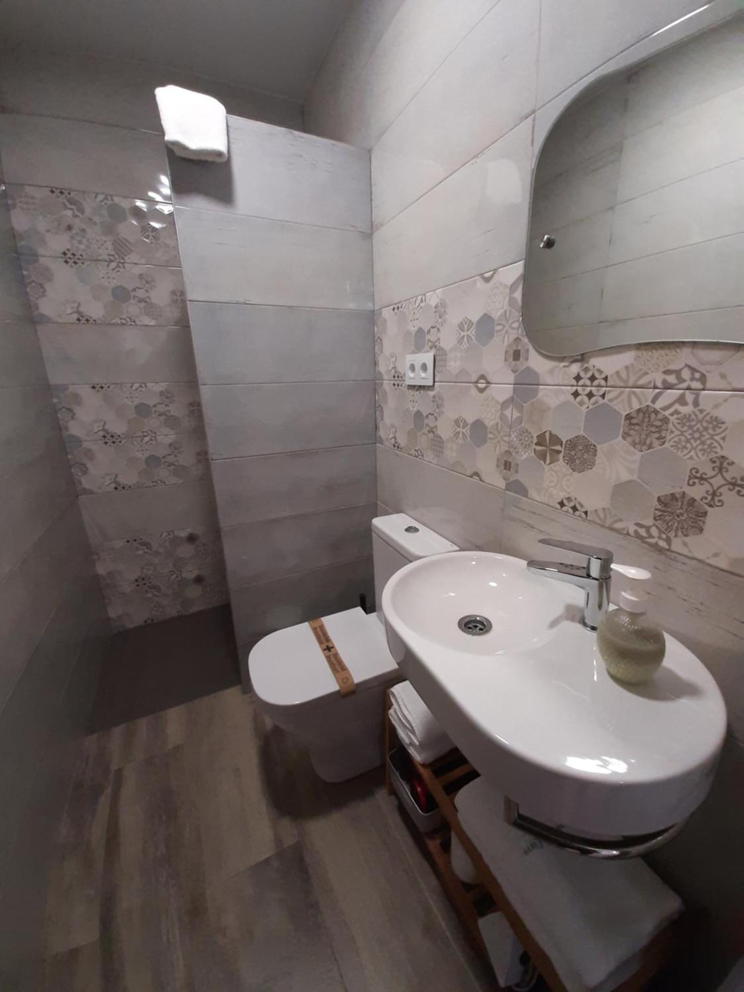 Casas Rurales Maribel - Complejo Moradas Del Cerro 2 - Suites Con Jacuzzi En Alcala Del Jucar Casas del Cerro Zimmer foto
